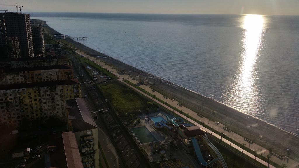 Orbi Dima Apart. Batumi Exterior photo